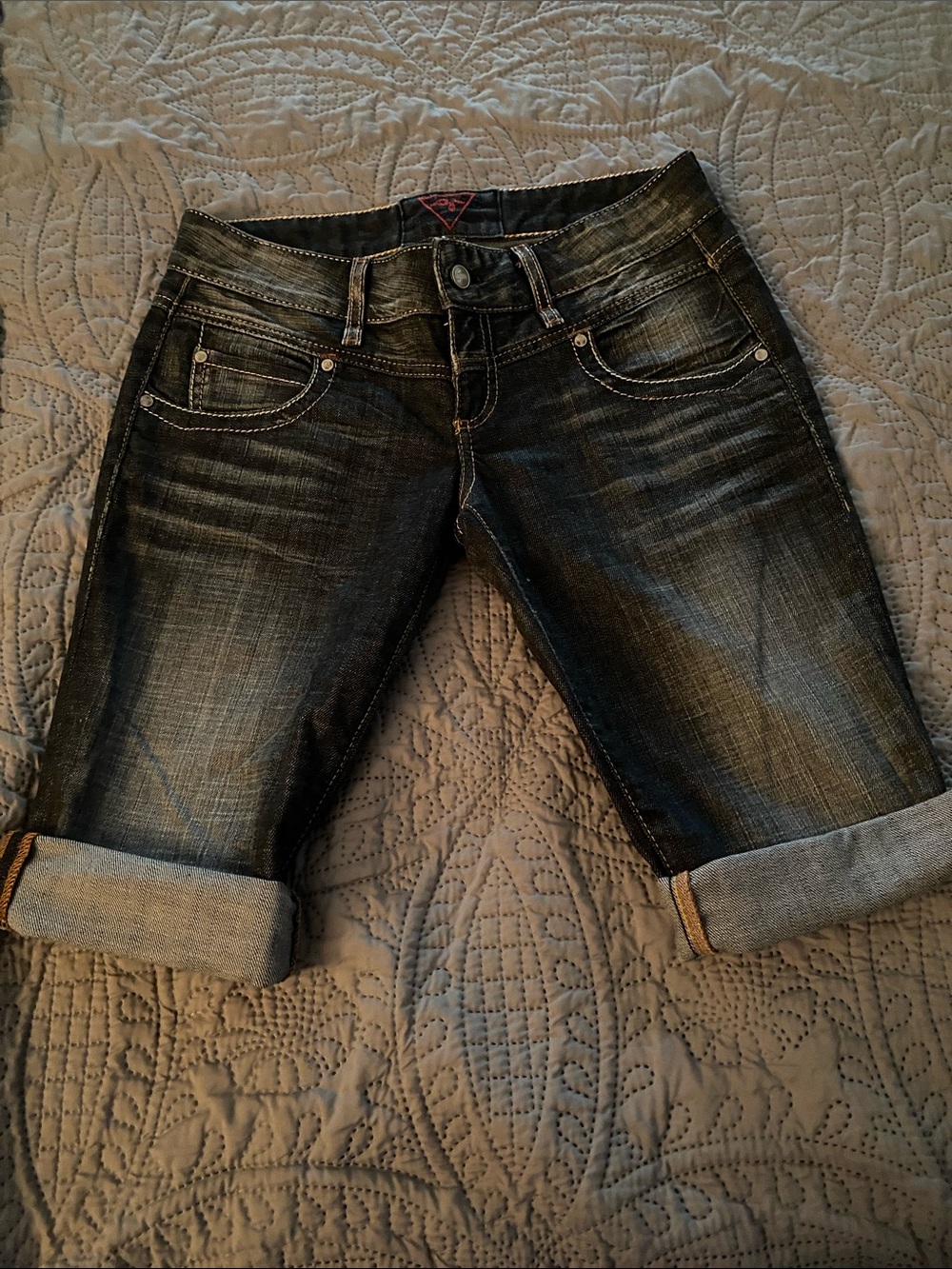 Vintage Y2K Guess Premium Low Rise Cuffed Bermuda Denim Shorts